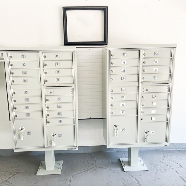 Photo - Executive House