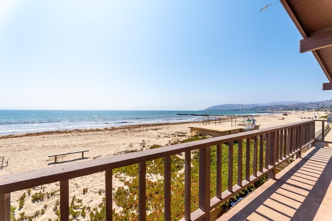 Photo - 1364 Weymouth Ln