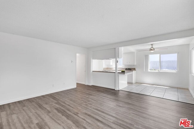 Building Photo - 1104 Barbara St Unit B Rental