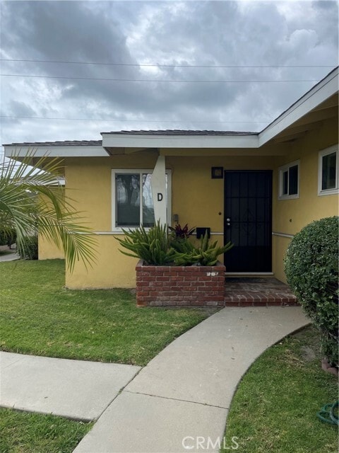 Photo - 1325 S Anaheim Blvd