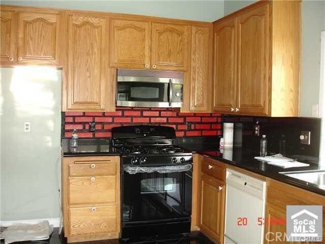 Photo - 1749 N Rutherford St