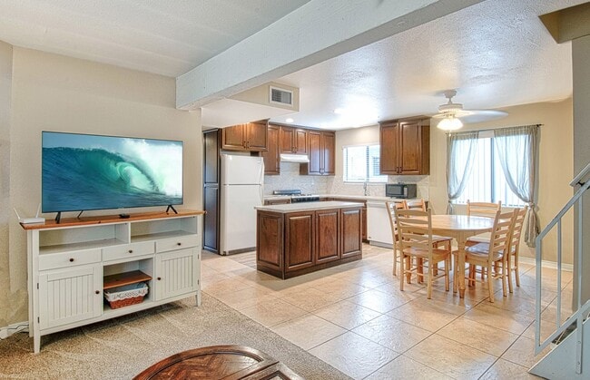 Photo - 414 E Oceanfront Unit C