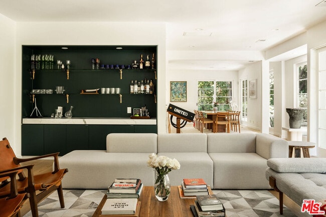 Photo - 2410 Nichols Canyon Rd