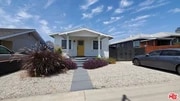 Front House 2 bedroom - 2615 Obama Blvd Unit one half
