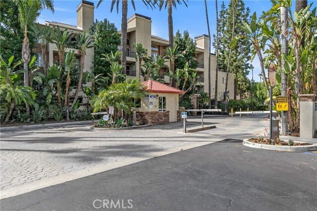 Photo - 5500 Owensmouth Ave Unit 317