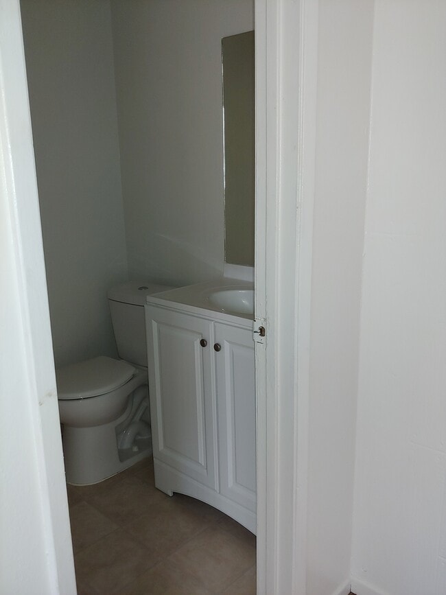 Photo - 6715 Woodley Ave Unit 27