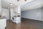 1BR, 1BA - 733SF - Living Room - Stillmore Apartments