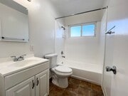 Photo - Bright 2 bed 1 bath in Pacific Beach Unit 2212 1/2
