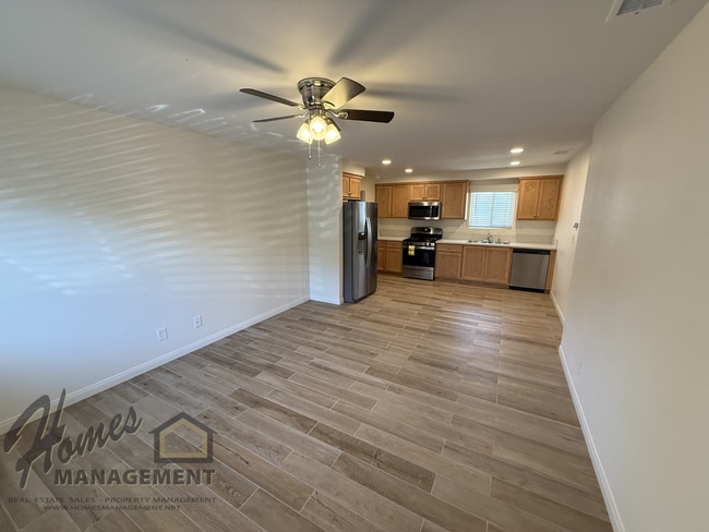 Photo - 787-789 N Alda Dr