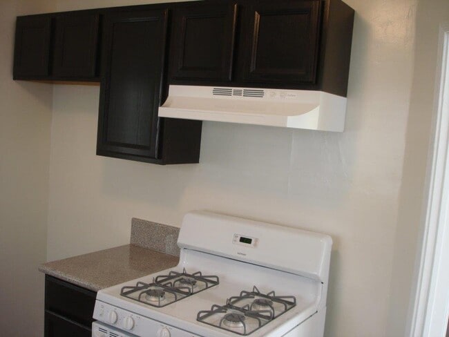 Photo - 3705 Hughes Ave Unit 3705.5