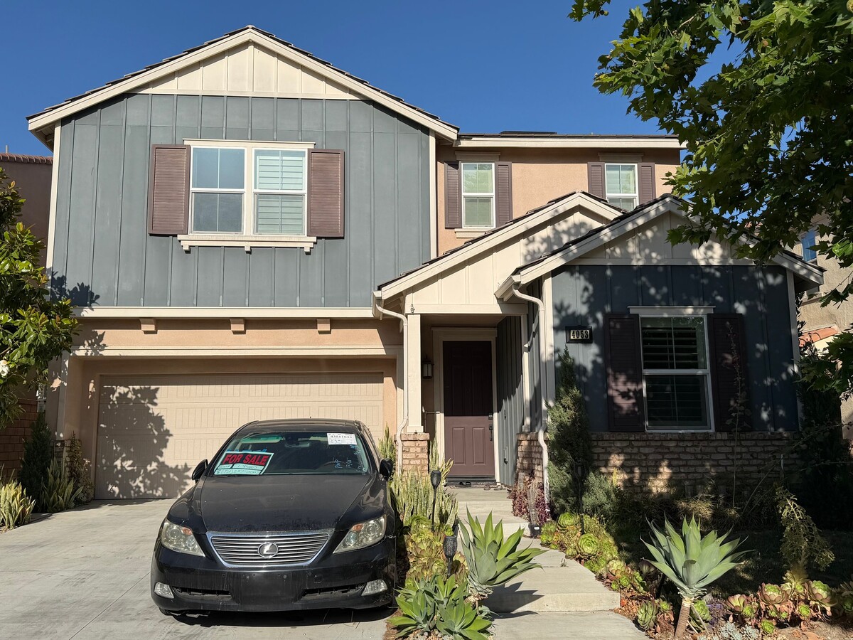 Photo - 4053 Inglenook Way