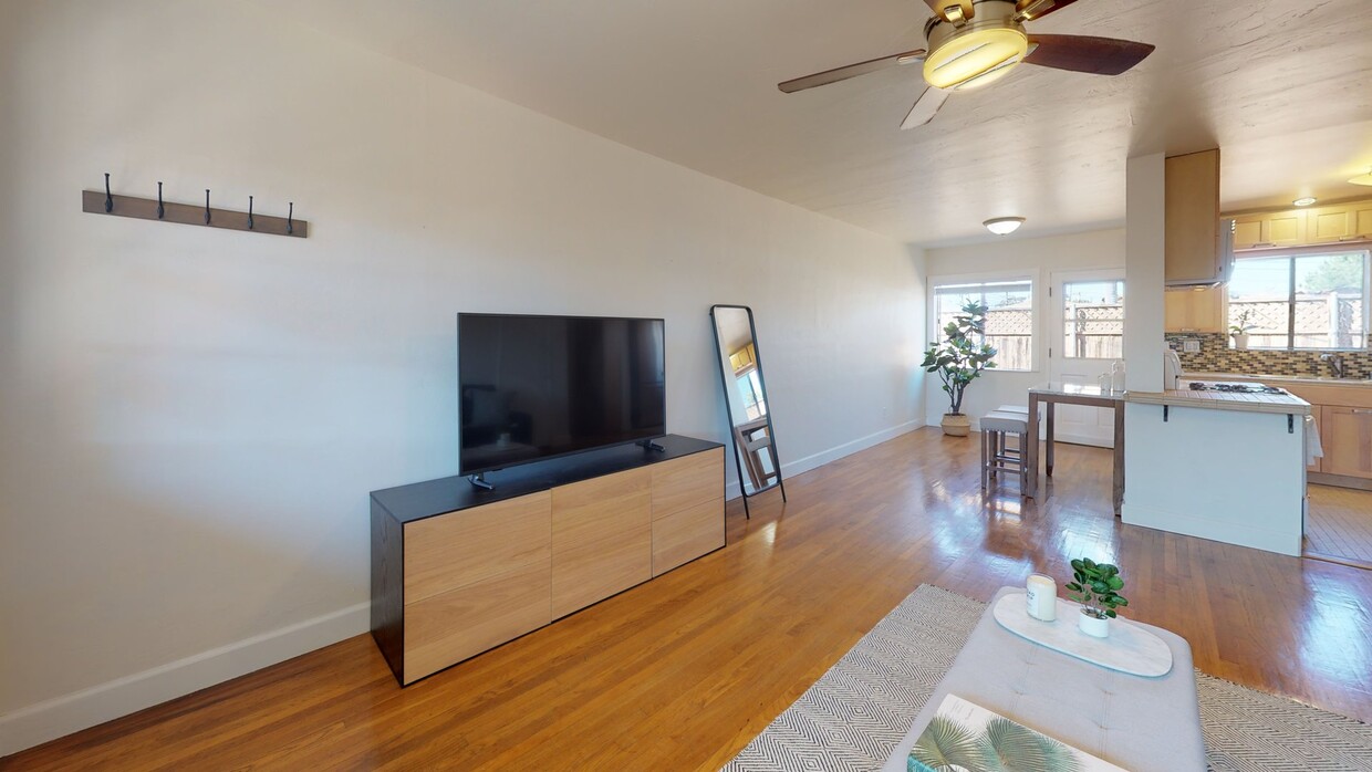3D Tour - 3214 Vancouver Ave House