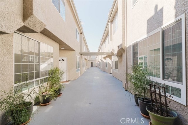 Photo - 18347 Saticoy St