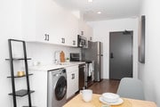 2BR, 1BA - 679 SF - The Thompson