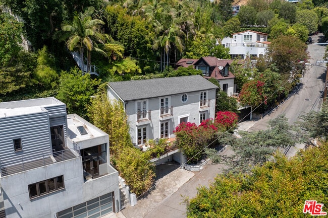 Photo - 1531 Marmont Ave