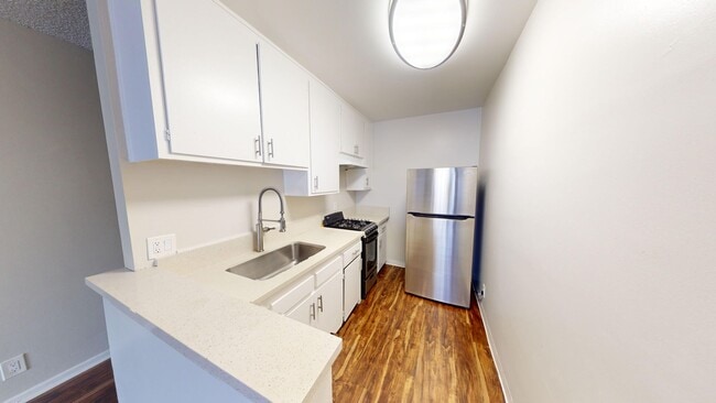 Photo - 830 S. Grandview