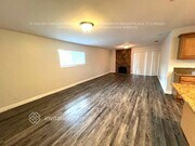 Photo - 1070 Country Club Ln