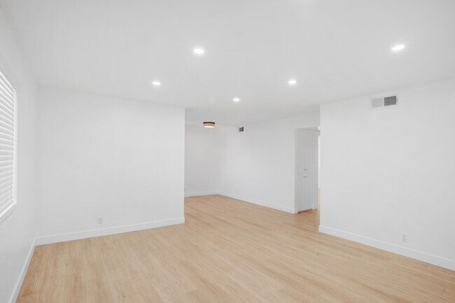 Photo - Fully Renovated 2 Bed / 2 Bath Upstairs Unit – Modern Finishes | 2 Parking | Alhambra Unit 3
