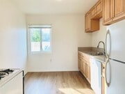 Photo - 2BD/1BA UPSTAIRS APARTMENT IN PACIFIC BEAC... Unit 1958 1/2 Oliver Avenue
