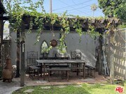 Photo - 923 Alma St
