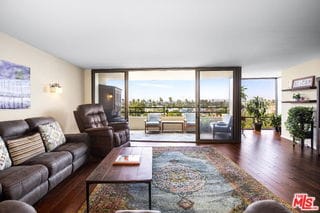 Photo - 4316 Marina City Dr