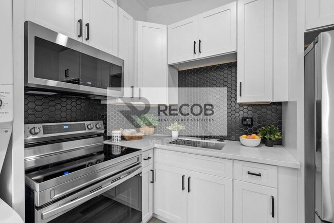 Photo - 1638 Elm Ave Unit 2