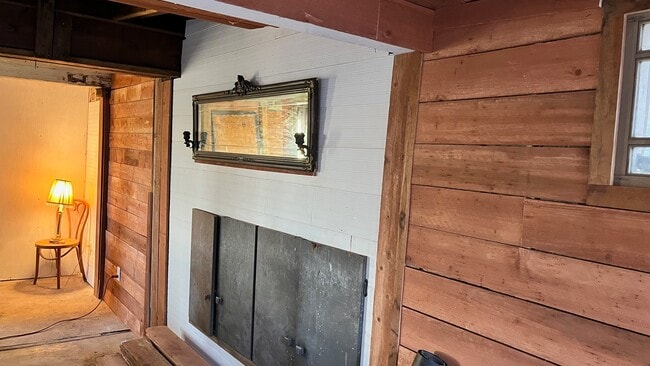 Photo - 1472 Silverwood Dr Unit Lower