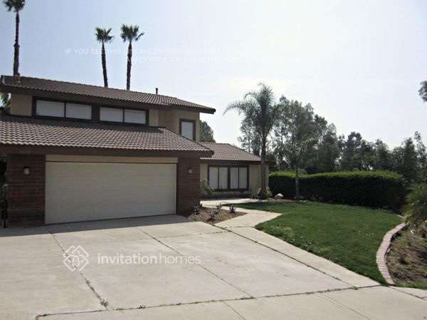 Photo - 2969 Seine Ave N