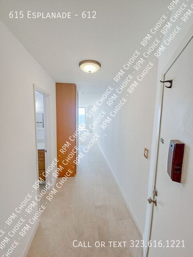 Photo - 615 Esplanade-612