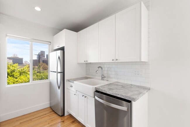 Photo - 1167 Bellevue Ave Unit #3