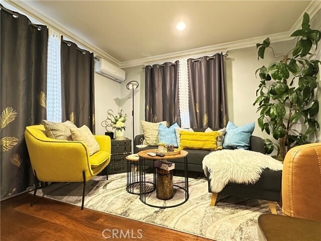 Photo - 200 S Lotus Ave