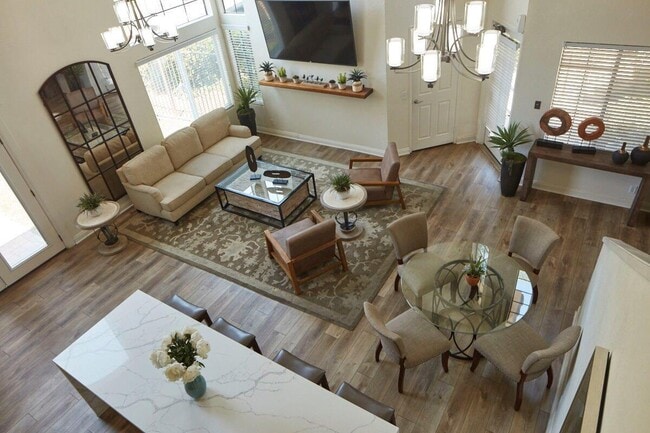 Photo - Rancho Hillside Apartments