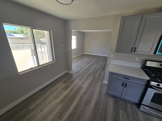 Photo - 44414 Andale Ave