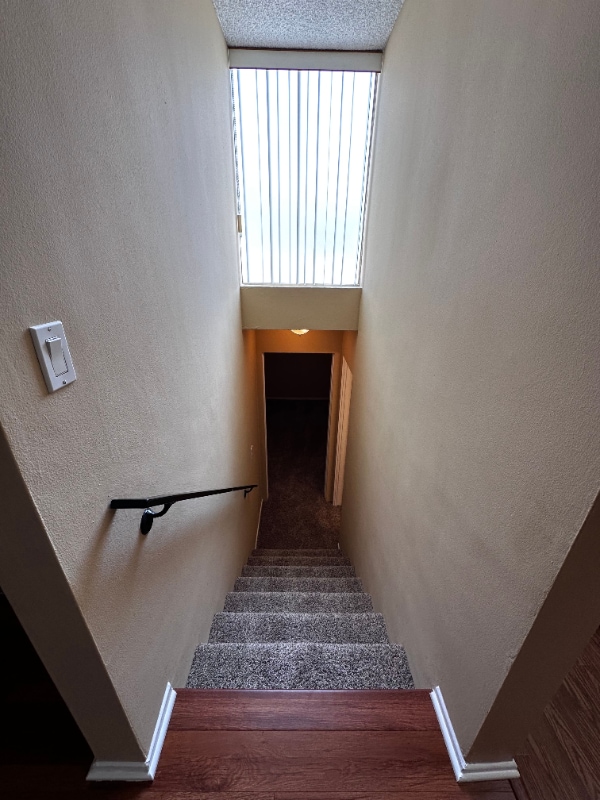 Photo - 1202 Mayflower Ave Unit H