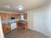 Photo - 902 N Angeleno Ave Unit House