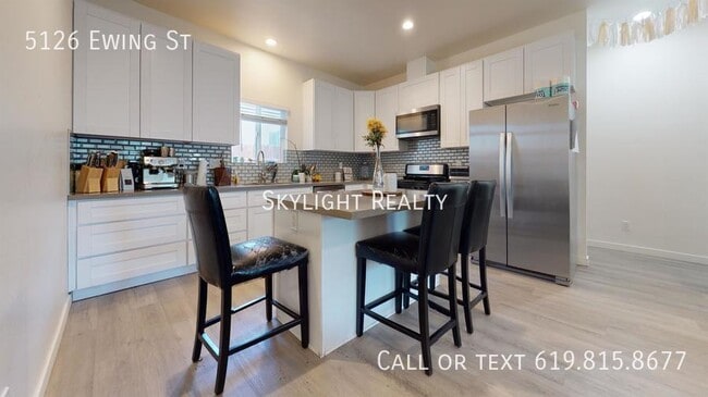 Photo - 5126 Ewing St