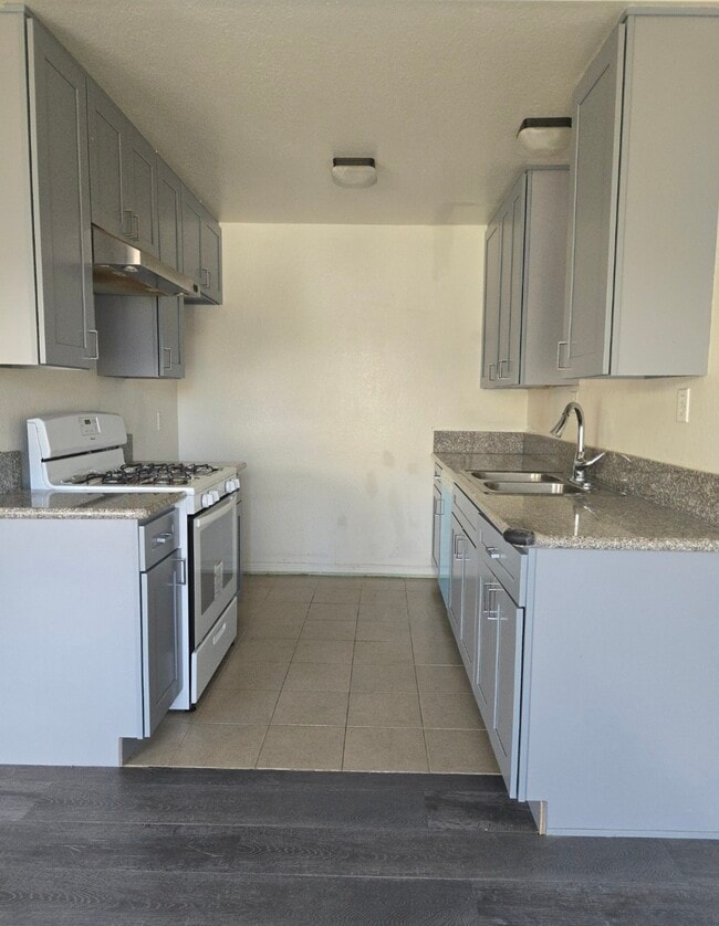 Photo - 7322 Cerritos Ave Condo Unit 7322