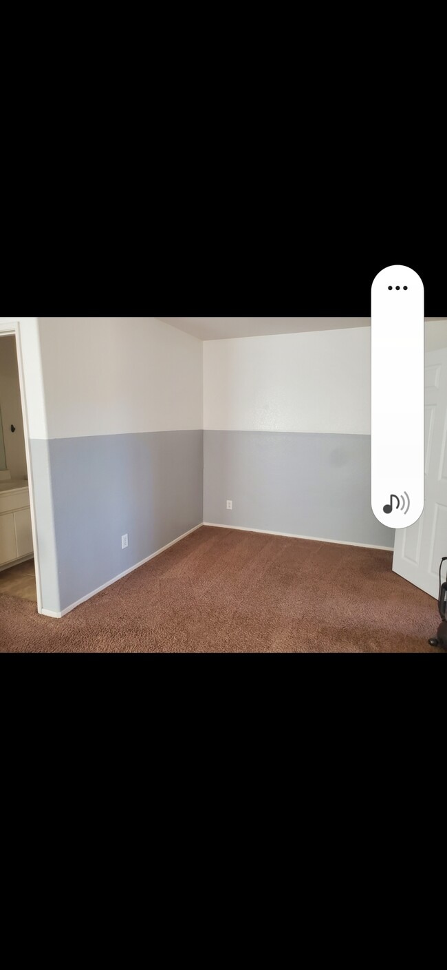 Photo - 33792 Harvest Way E