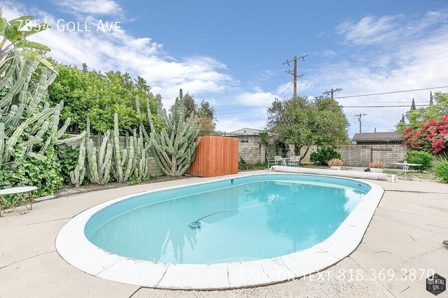 Photo - 7854 Goll Ave