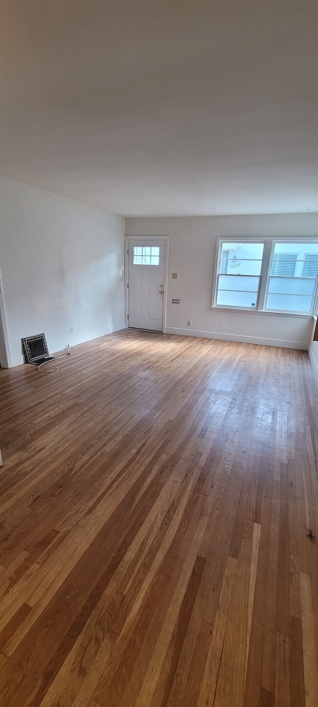 Photo - 12219 Ocean Park Blvd Unit 12219