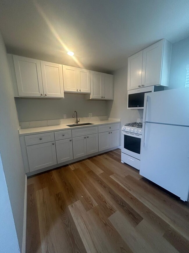 Photo - 522 Jefferson Ave Unit 522 -B