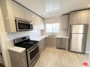 Photo - 14013 Addison St
