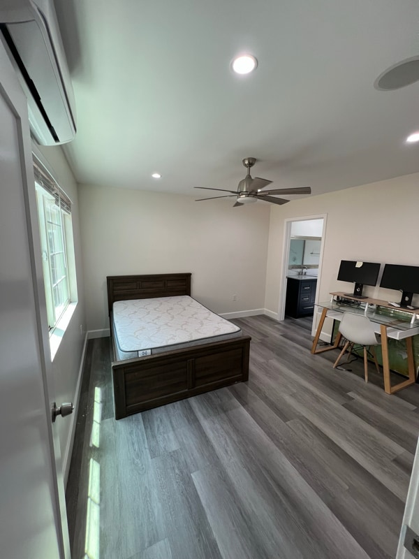 Photo - 3720 Elm Ave