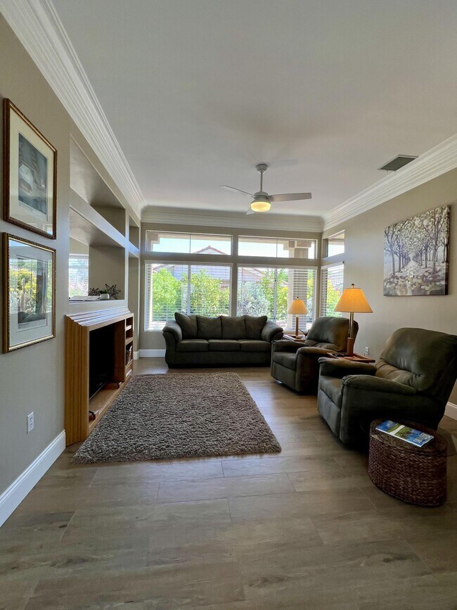 Photo - 37358 Westridge Ave