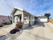 Photo - 3041 E Spaulding St House