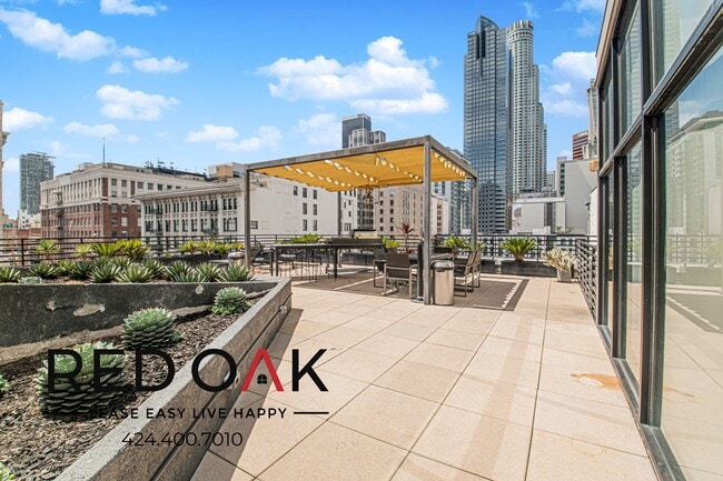 Building Photo - 430 S Broadway Unit 409
