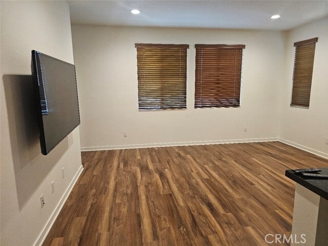 Building Photo - 371 N Bellarose Way