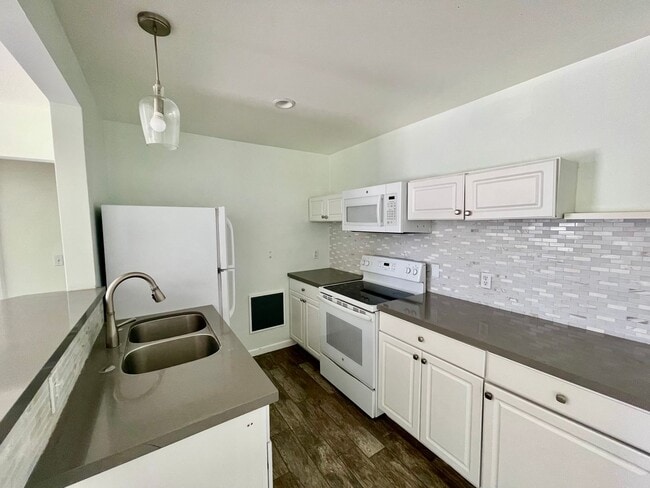 Photo - 61736 Terrace Dr