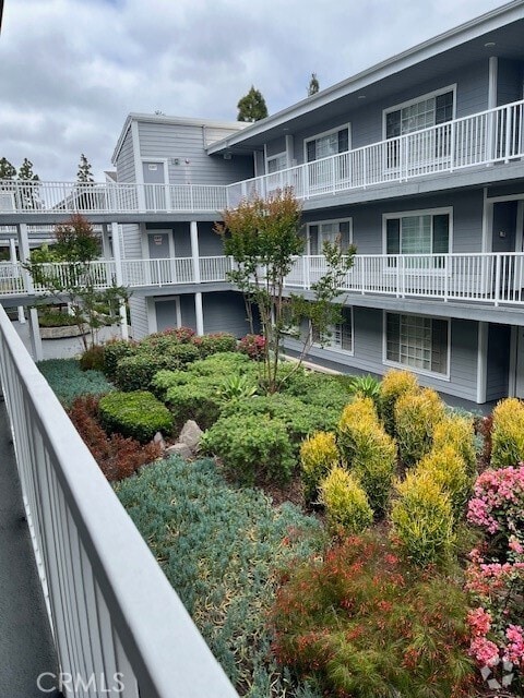 Building Photo - 1406 Brett Pl Unit 216-216 Rental