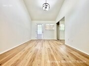 Photo - 2448 Beachwood Dr Unit 5A